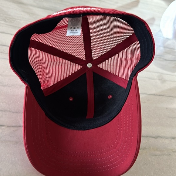 Brand New Men’s University of Oklahoma OU Trucker Hat - Picture 3 of 6